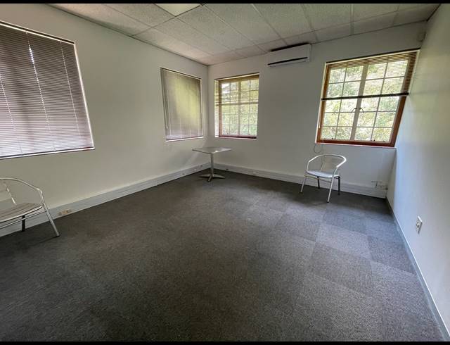 331M² OFFICE TO LET IN PARKTOWN